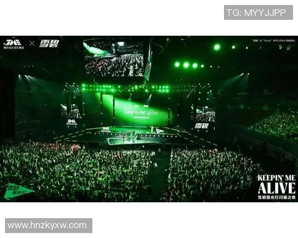 足球场上英雄气概闪耀星辰赞美之歌 足球场上英雄气概闪耀星辰赞美之歌