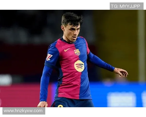 在足球场上哪个明星以优雅风格和极少身体接触而闻名 在足球场上哪个明星以优雅风格和极少身体接触而闻名